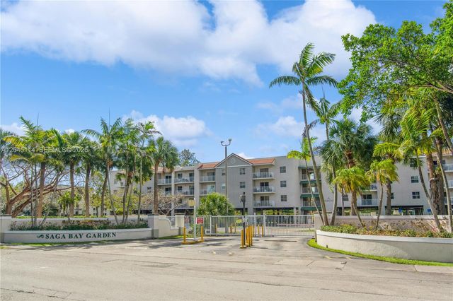 8200 SW 210th Street 111, Cutler Bay, FL 33189