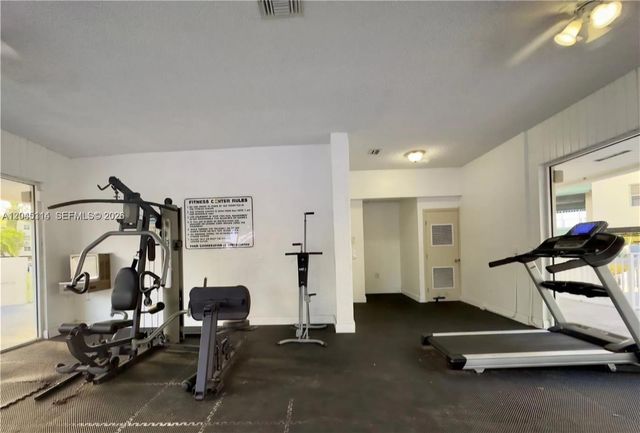 8200 SW 210th Street 111, Cutler Bay, FL 33189