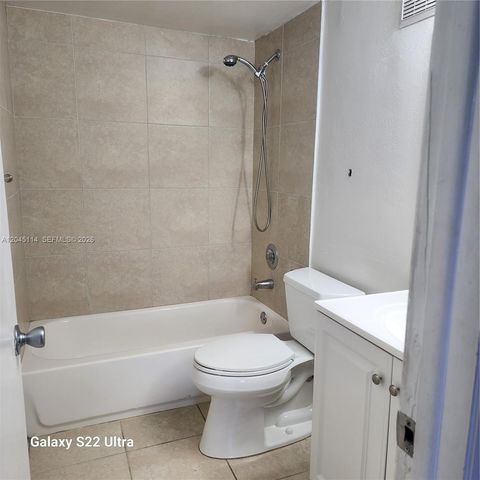 8200 SW 210th Street 111, Cutler Bay, FL 33189