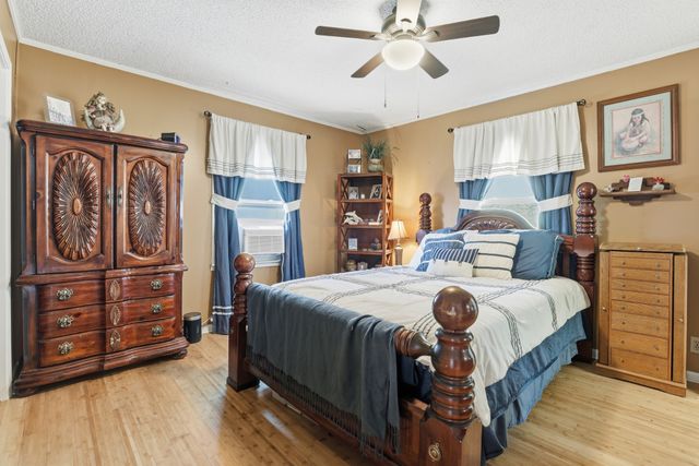 275 Lakeside Dr, Carthage, TN 37030