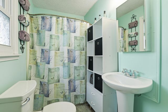 275 Lakeside Dr, Carthage, TN 37030