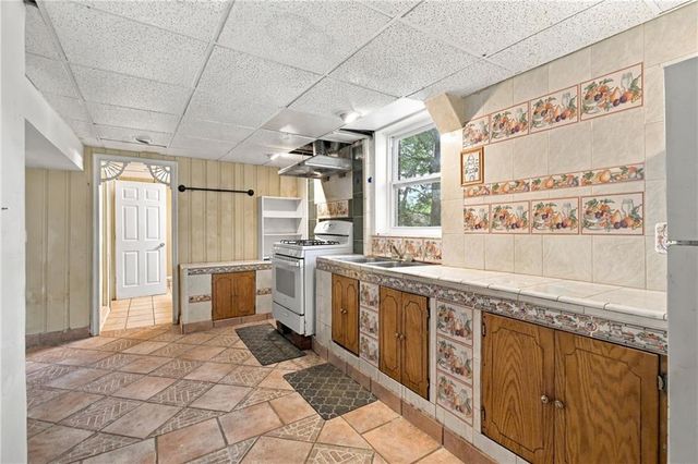 2498 Johnson Drive, Doraville, GA 30340