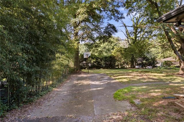 2498 Johnson Drive, Doraville, GA 30340