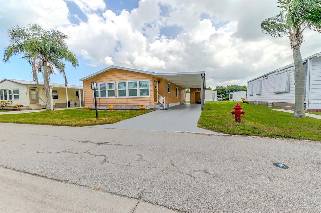 8611 Mary Ann Lane, Port St. Lucie, FL 34952