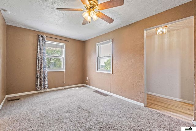 4541 N 65th Avenue, Omaha, NE 68104