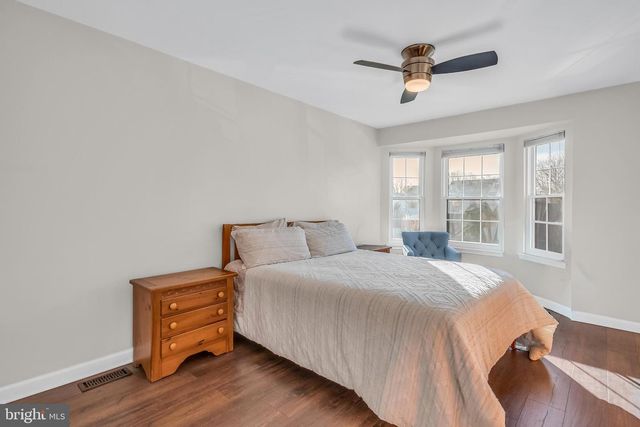 18 DEVON CT, Robbinsville, NJ 08691