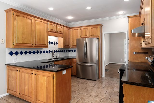 416 STILL OAKS CIRCLE, Trussville, AL 35173