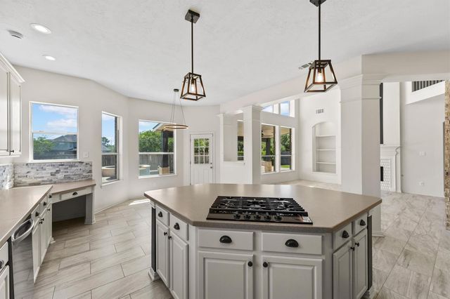 12419 Morning Rain Drive, Tomball, TX 77377