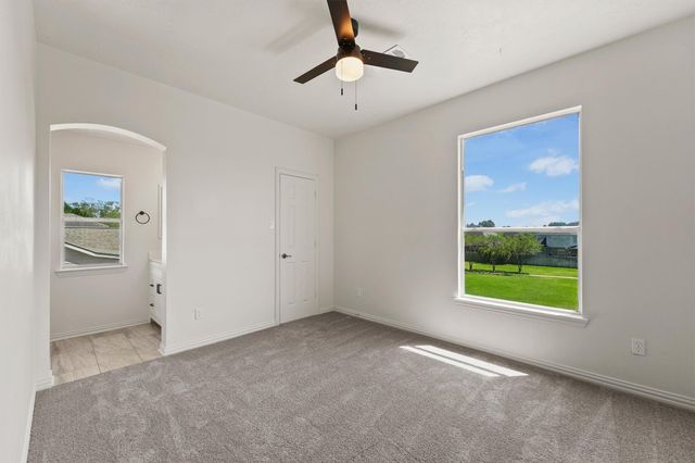 12419 Morning Rain Drive, Tomball, TX 77377