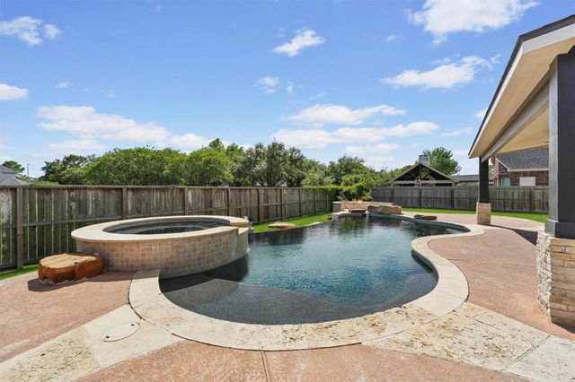 12419 Morning Rain Drive, Tomball, TX 77377