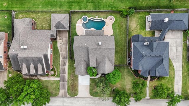 12419 Morning Rain Drive, Tomball, TX 77377