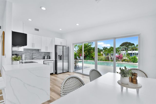 6821 Kingston Drive, Lake Worth, FL 33462
