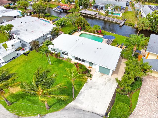 6821 Kingston Drive, Lake Worth, FL 33462