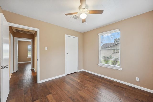 1107 Defender Street, Houston, TX 77029