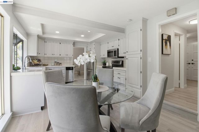6674 Via San Blas, Pleasanton, CA 94566