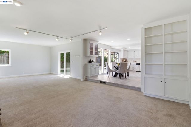 6674 Via San Blas, Pleasanton, CA 94566