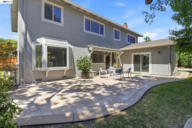 6674 Via San Blas, Pleasanton, CA 94566