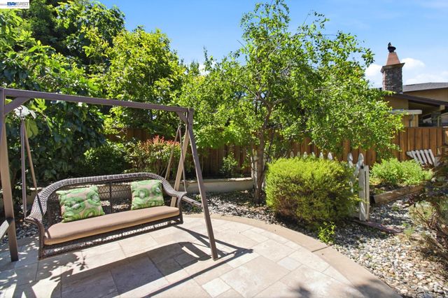 6674 Via San Blas, Pleasanton, CA 94566