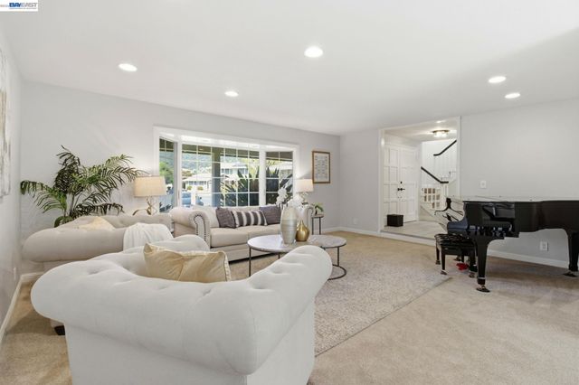 6674 Via San Blas, Pleasanton, CA 94566