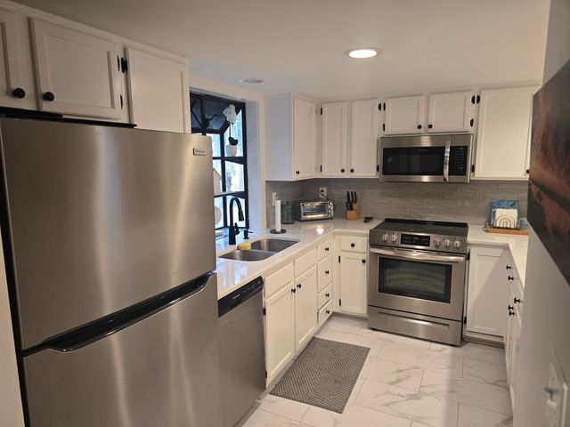 761 Summerwind Circle, Edisto Beach, SC 29438