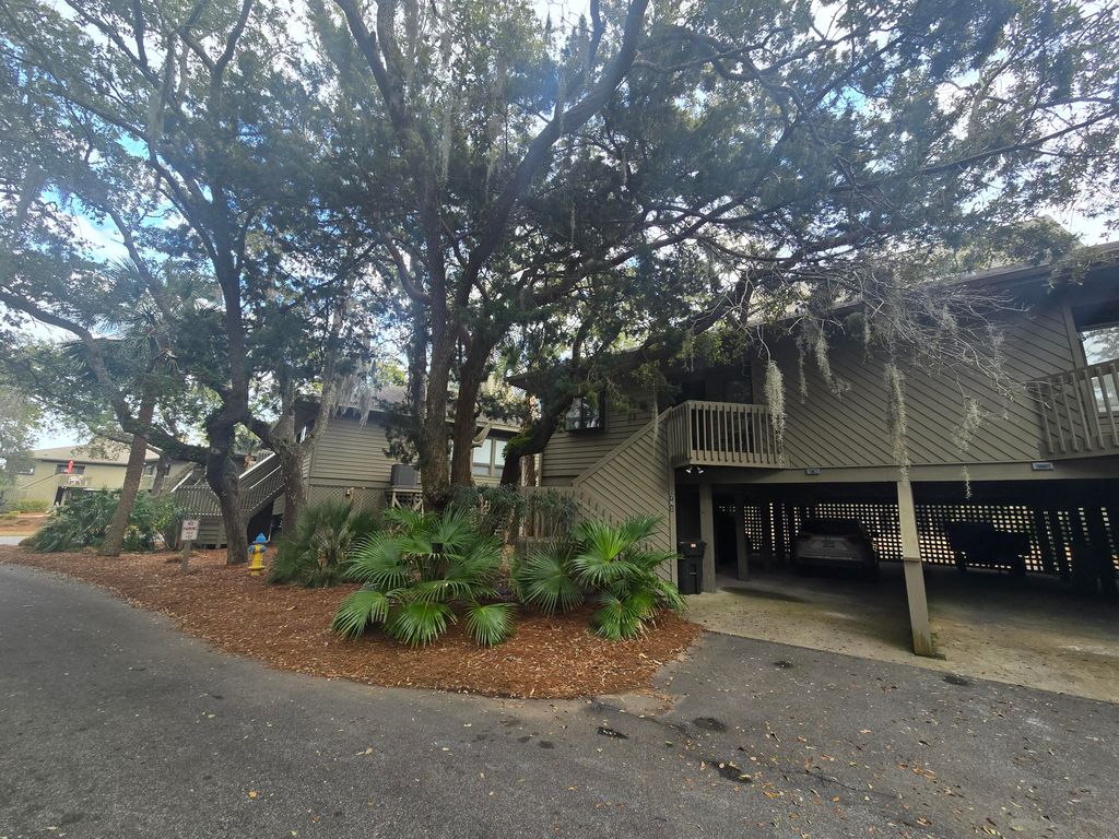 Image 1 of property listing at 761 Summerwind Circle, Edisto Beach, SC 29438