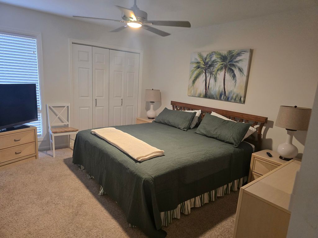 Image 15 of property listing at 761 Summerwind Circle, Edisto Beach, SC 29438