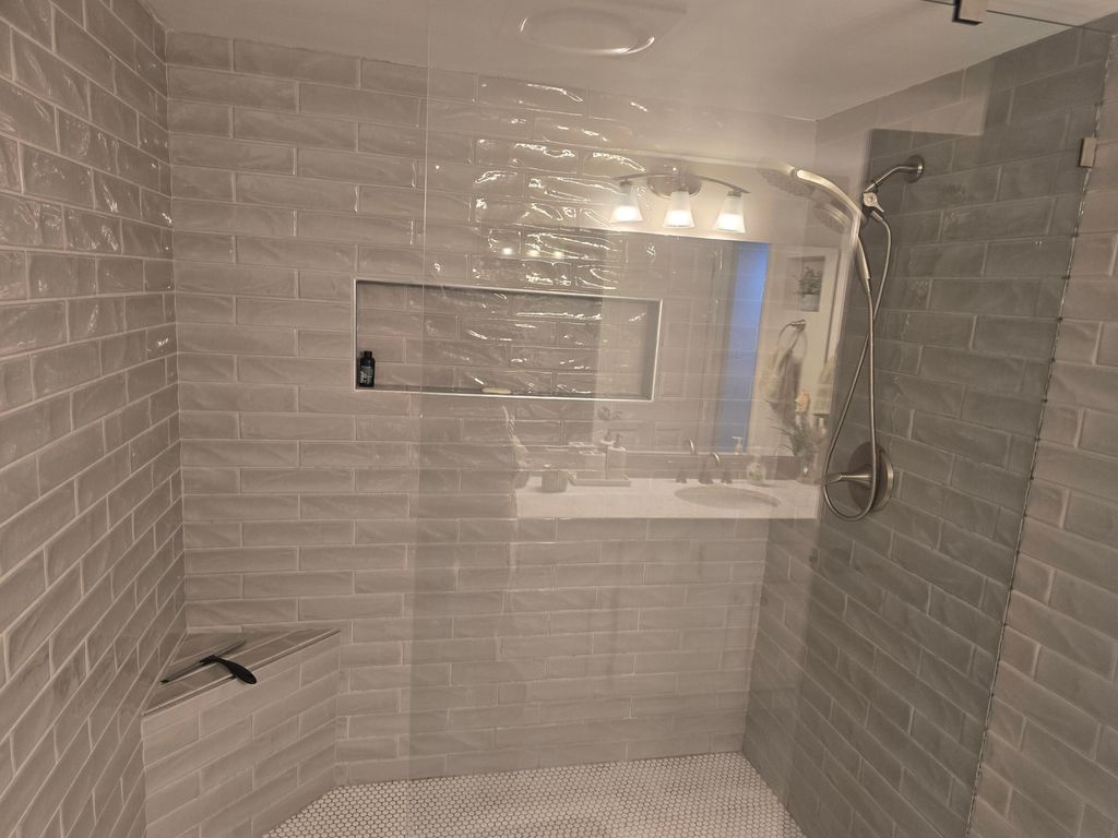 Image 16 of property listing at 761 Summerwind Circle, Edisto Beach, SC 29438