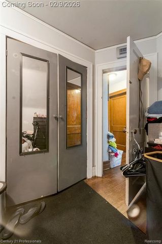 238 Richter St Street, River Rouge, MI 48218