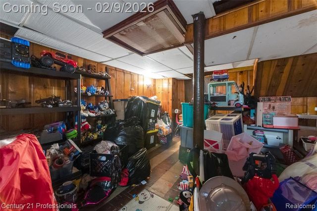 238 Richter St Street, River Rouge, MI 48218