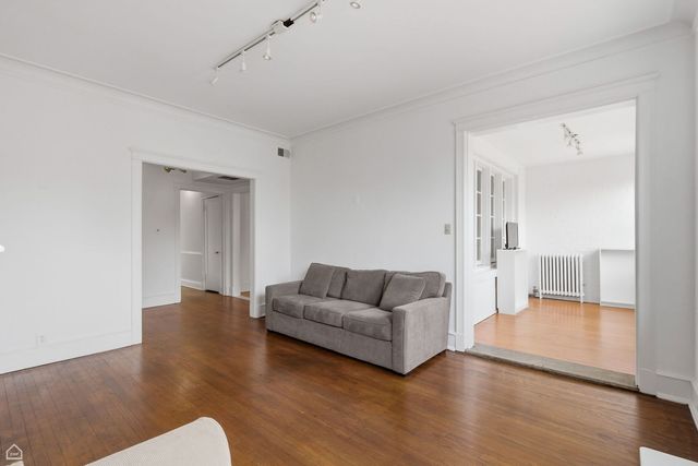 5108 S Woodlawn Avenue 3G, Chicago, IL 60615