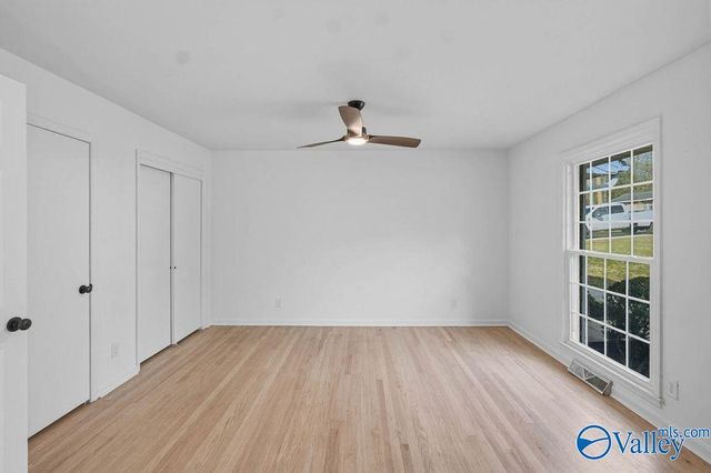 8602 Hickory Hills Lane SE, Huntsville, AL 35802