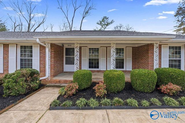 8602 Hickory Hills Lane SE, Huntsville, AL 35802