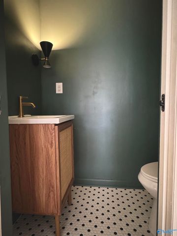 8602 Hickory Hills Lane SE, Huntsville, AL 35802