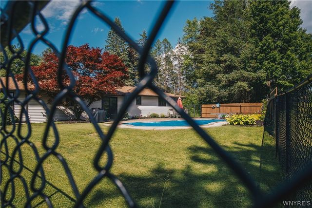 728 Four Rod Road, Alden, NY 14004