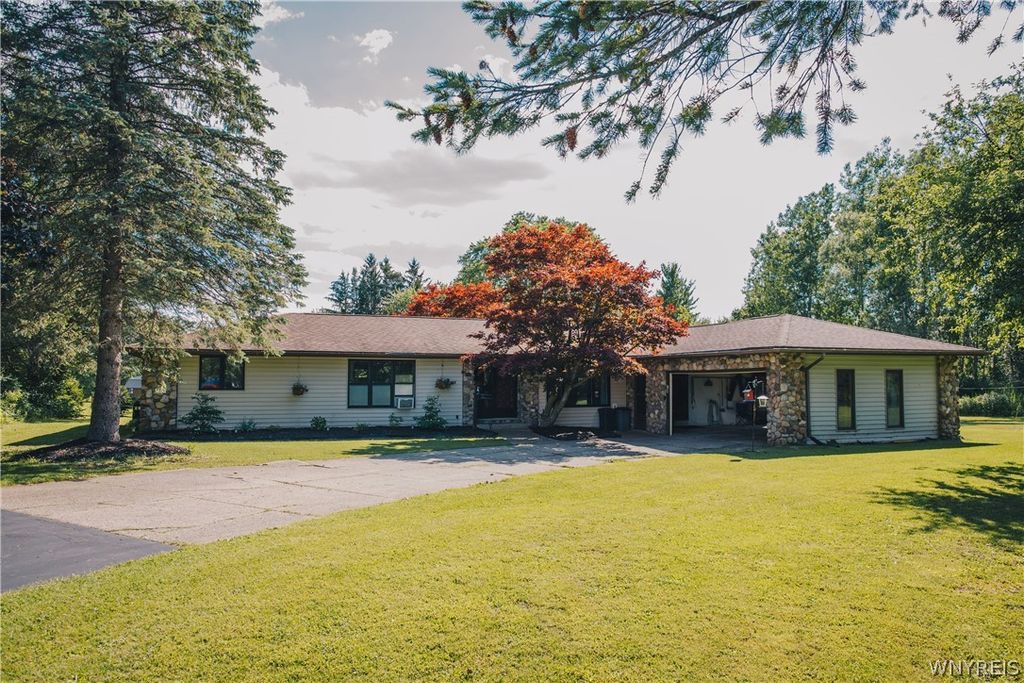 728 Four Rod Road, Alden, NY 14004