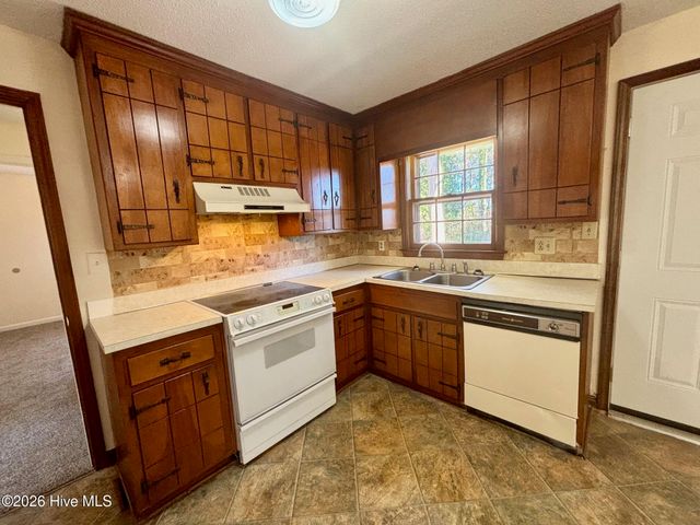 109 Tulane Street, Dudley, NC 28333