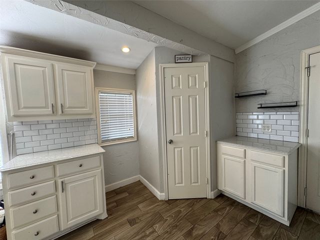 412 Willowbrook Drive, Mesquite, TX 75149