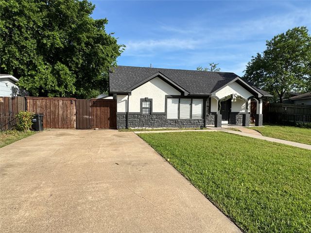 412 Willowbrook Drive, Mesquite, TX 75149