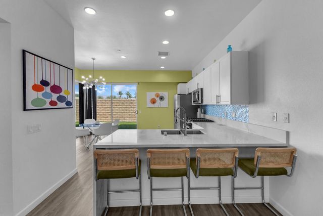 218 Sandy Point Trail, Palm Springs, CA 92262