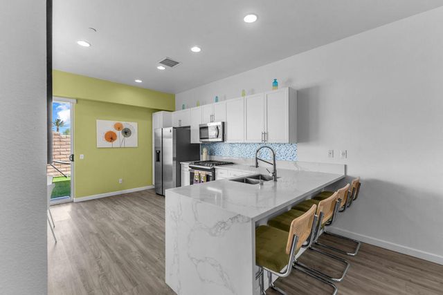 218 Sandy Point Trail, Palm Springs, CA 92262