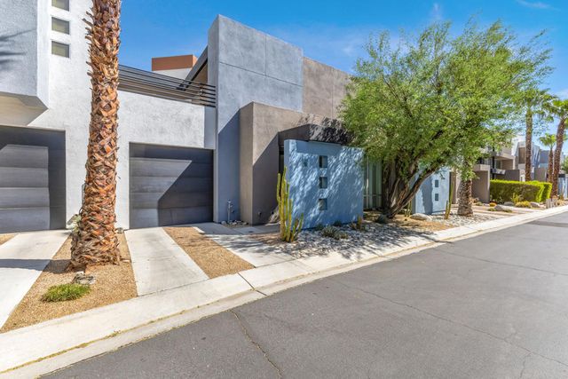 218 Sandy Point Trail, Palm Springs, CA 92262