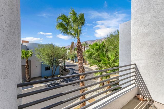 218 Sandy Point Trail, Palm Springs, CA 92262