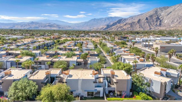 218 Sandy Point Trail, Palm Springs, CA 92262