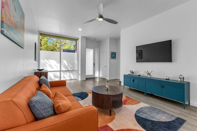 218 Sandy Point Trail, Palm Springs, CA 92262