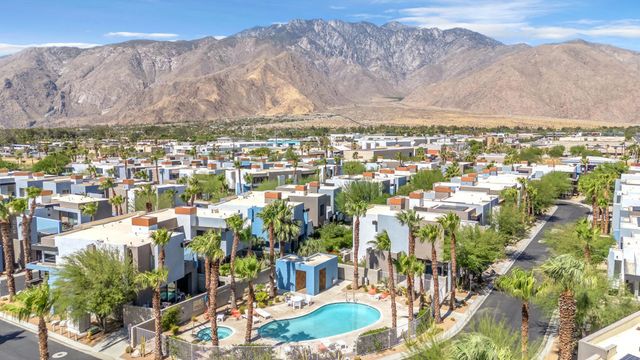 218 Sandy Point Trail, Palm Springs, CA 92262