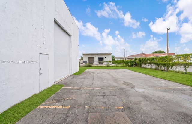 7440 NW 66th Street, Miami, FL 33166