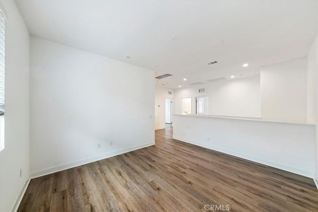 433 Harding Circle, Corona, CA 92879