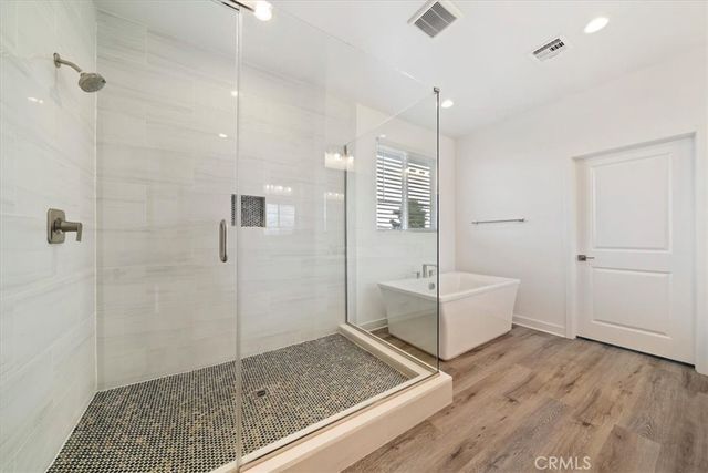 433 Harding Circle, Corona, CA 92879