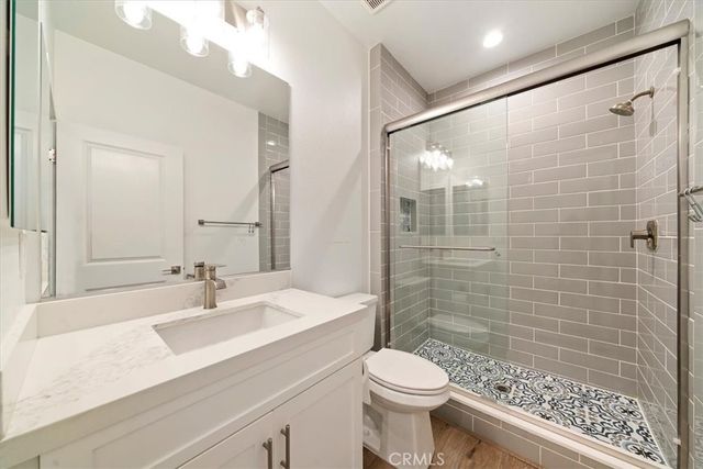433 Harding Circle, Corona, CA 92879