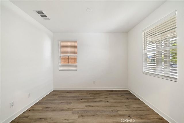 433 Harding Circle, Corona, CA 92879